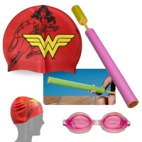 Kit Touca Infantil Personagem Mulher Maravilha + Oculos de Natao + Lana gua 60 Cm Colorido