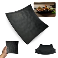 Kit 5 Pratos Quadrados C�ncavo 15 Cm Rasos para Sushi Comida Japonesa em Melamina / Pl�stico Preto