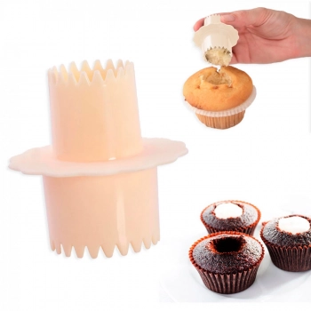 Kit Cupcake com 12 Forminhas + Furador + Caneta Verde e Decorador com 8 Bicos