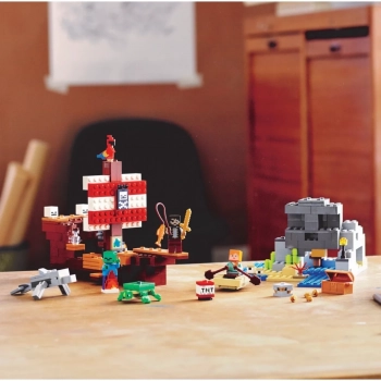 Kit Lego Minecraft a Ponte Flamejante 372 Peas + Lego Barco Pirata 386 Peas