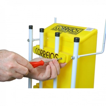 Kit Caixa de Correio Amarela para Grade + Par de Limpa Trilhos em Abs
