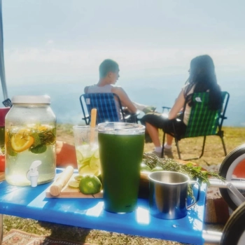 Kit Duas Cadeira Praia Xadrez + Duas Mesas Porta Copo Preta