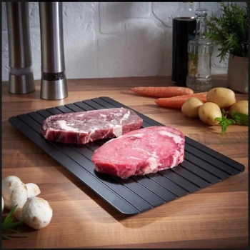 Kit Tbua Mgica para Descongelar Alimentos + Kit Churrasco com Garfo, Faca, Pegador e Esptula