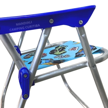 Kit Cadeira de Praia Infantil Azul Hot Wheels + Baldinho de Praia com 8 Peas em Cores Sortidas