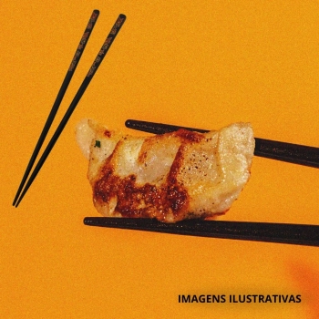 Kit 8 Pares de Hashi em Poliestireno 22cm / 4 Modelos Pretos Decorados + 4 Modelos Vermelhos Decorados