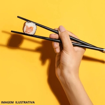 Par de Hashi para Comida Japonesa em Poliestireno 22 Cm Preto